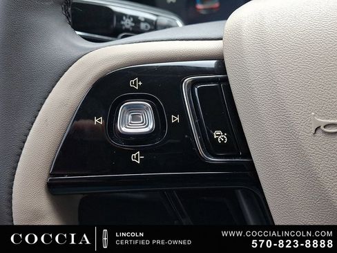 Certified 2023 Lincoln Corsair AWD w/ Equipment Group 101A image 21