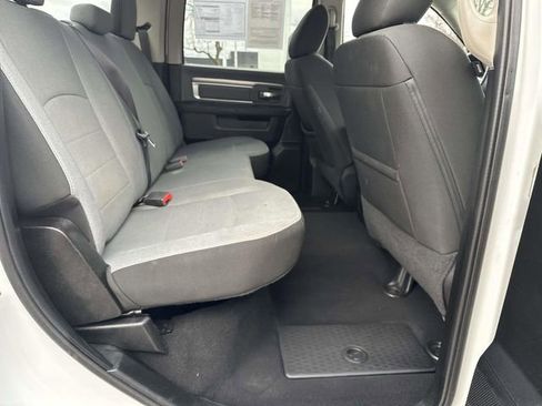 Used 2021 RAM 1500 Classic SLT image 21