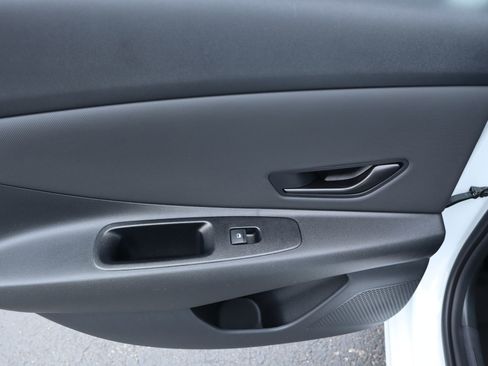 New 2026 Hyundai Elantra SEL Sport Premium FWD image 17