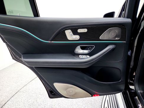 Certified 2021 Mercedes-Benz Maybach GLS 600 4MATIC image 24