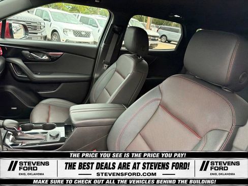 Used 2025 Chevrolet Blazer RS FWD image 13