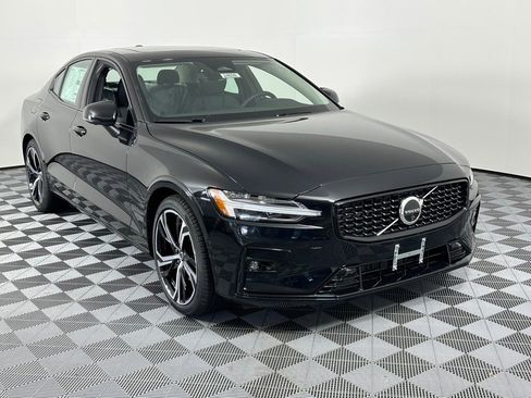 New 2024 Volvo S60 B5 Plus w/ Climate Package image 3