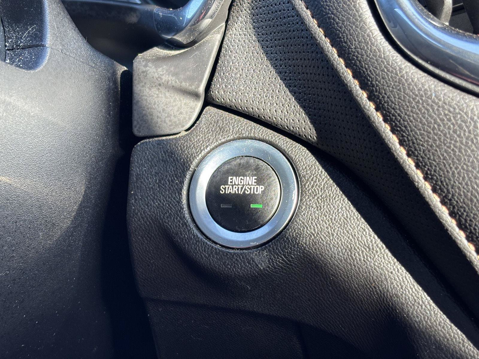 Used 2019 Chevrolet Equinox Premier FWD image 28