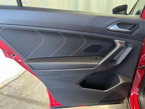 Certified 2024 Volkswagen Tiguan SEL R-Line image 24