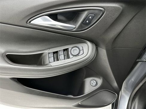 Used 2020 Buick Encore GX Select w/ Experience Buick Package image 13