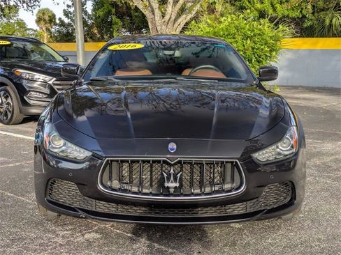 Used 2016 Maserati Ghibli S image 2