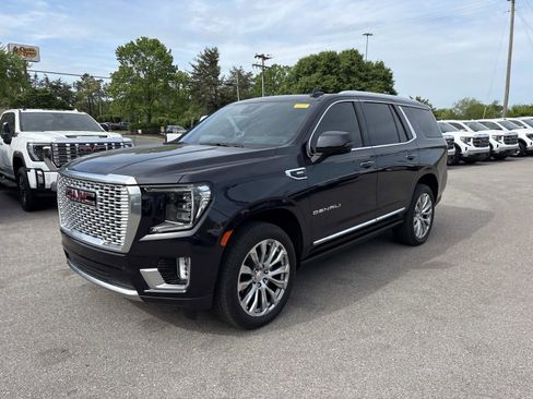Certified 2024 GMC Yukon Denali w/ Advanced Technology Package image 3