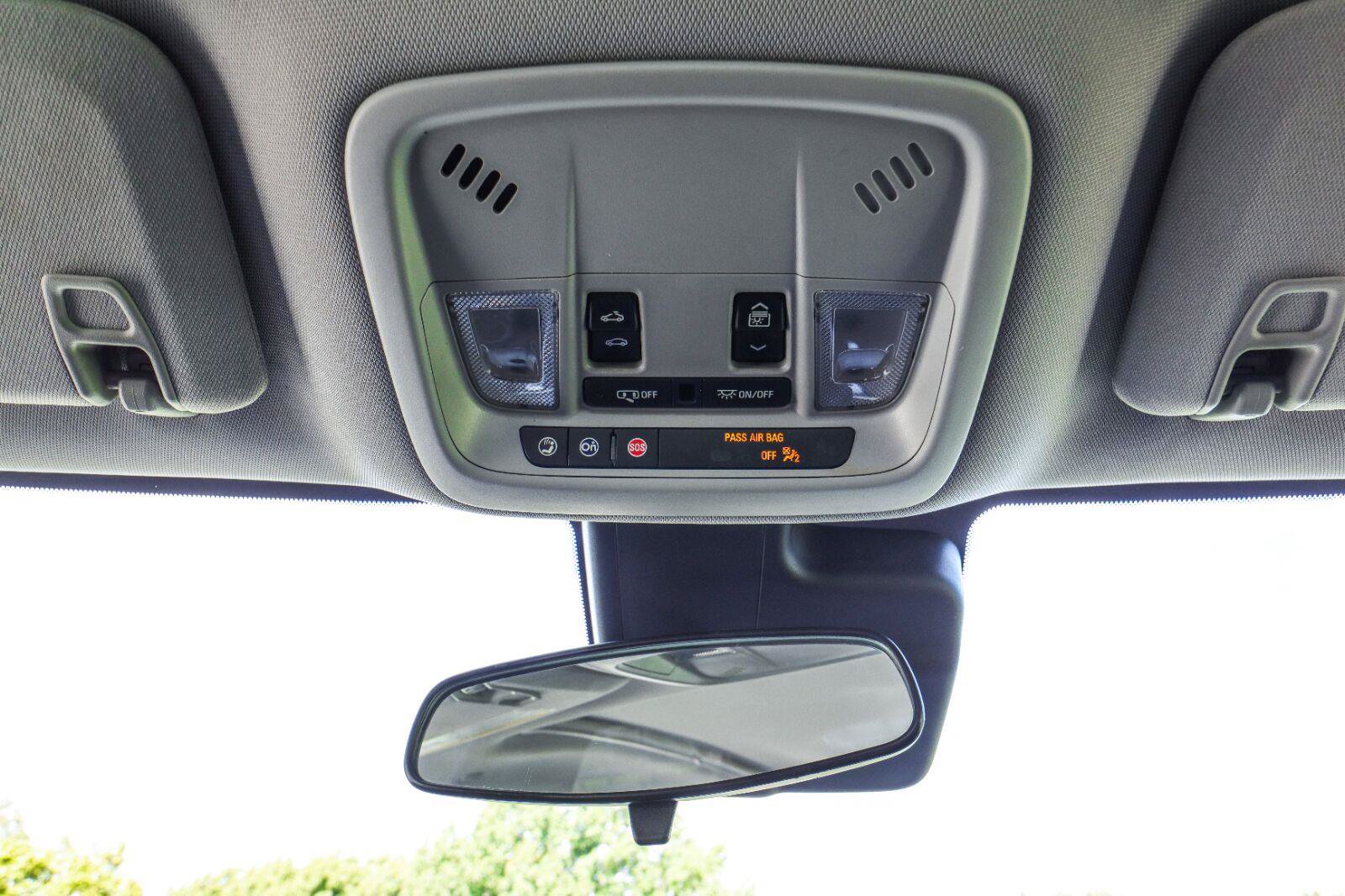Used 2023 Chevrolet Malibu LT FWD image 32