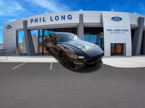 Used 2022 Ford Mustang Premium w/ 2.3L High Performance Package RWD image 8