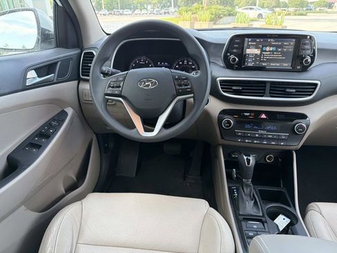 Used 2020 Hyundai Tucson SEL image 24