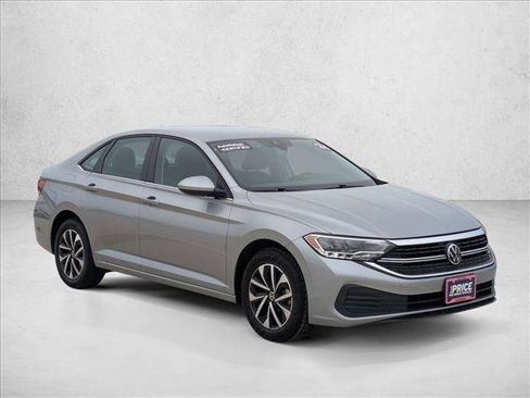 Used 2024 Volkswagen Jetta S image 3