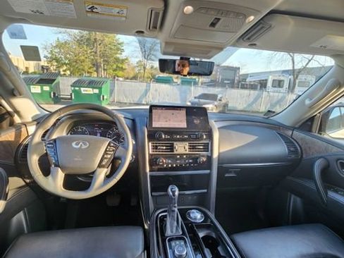 Used 2022 INFINITI QX80 Premium Select w/ Cargo Package image 11