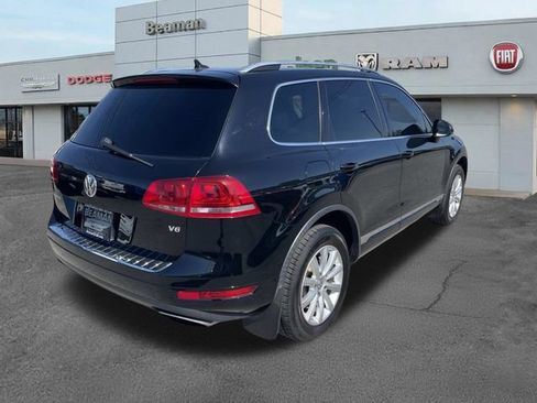 Used 2012 Volkswagen Touareg Sport AWD/4WD image 3
