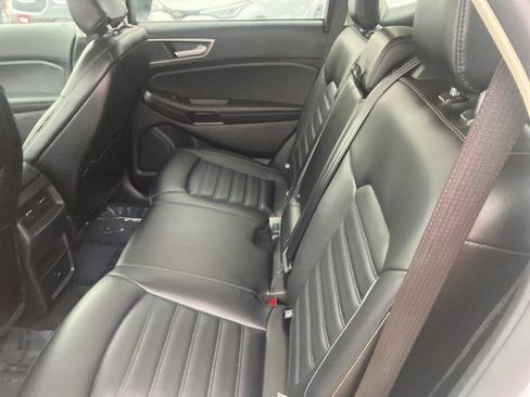 Used 2024 Ford Edge SEL image 23