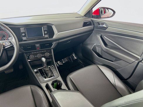 Used 2019 Volkswagen Jetta SE FWD image 23