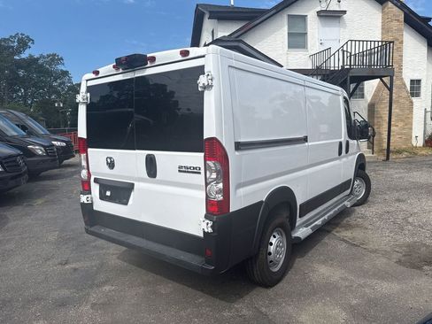 Used 2023 RAM ProMaster 2500 image 6