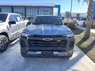 Used 2024 Chevrolet Colorado Trail Boss video 2