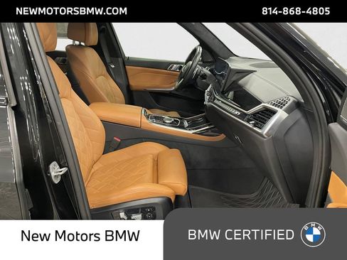 Used 2024 BMW X7 xDrive40i w/ M Sport Package image 15