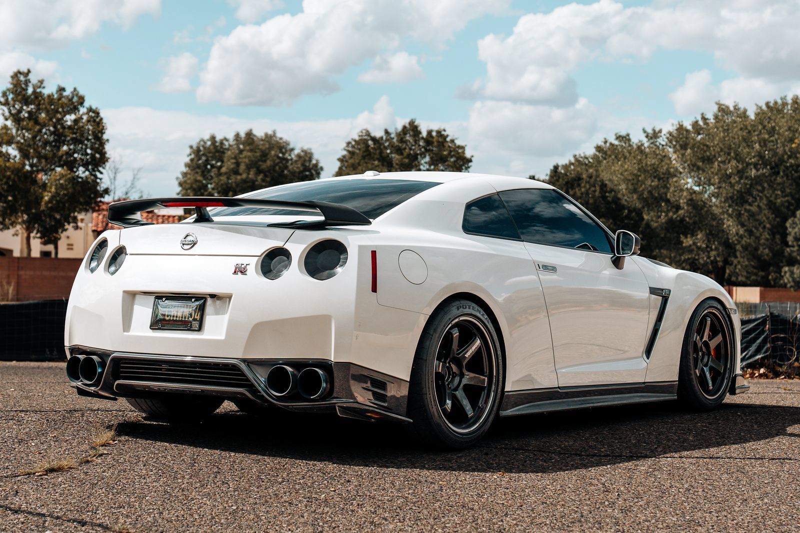 Used 2014 Nissan GT-R Black Edition AWD/4WD image 7