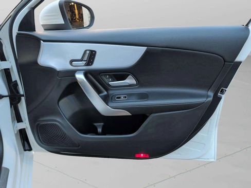 Used 2020 Mercedes-Benz A 220 image 17