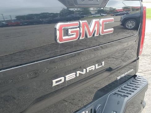 Used 2023 GMC Sierra 1500 Denali AWD/4WD image 36