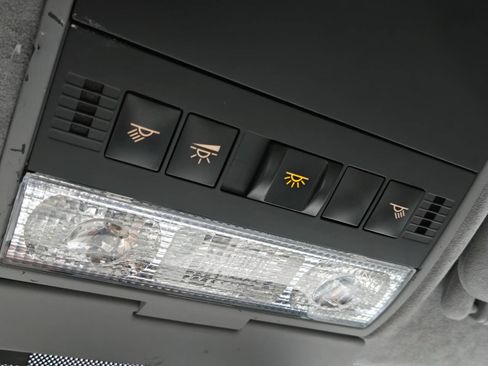 Used 2006 Porsche Cayenne Turbo S image 84