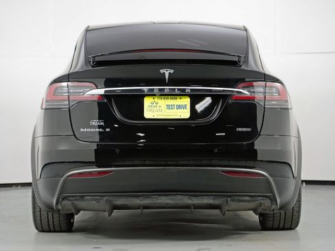 Used 2018 Tesla Model X 100D image 11