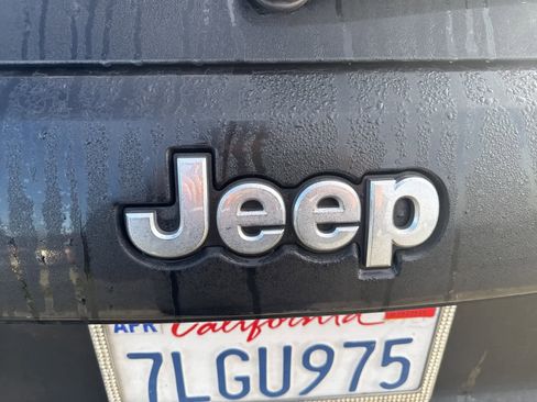 Used 2015 Jeep Grand Cherokee Laredo w/ Quick Order Package 23E image 13