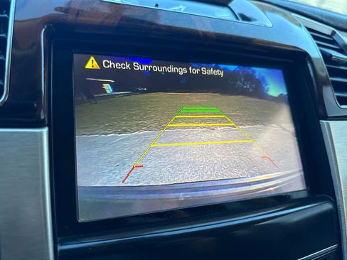 Used 2014 Cadillac Escalade ESV Platinum image 30