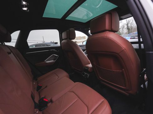 Used 2023 Audi Q3 2.0T Premium w/ Convenience Package image 31