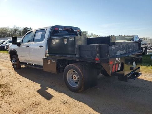 Used 2023 GMC Sierra 3500 Pro w/ Convenience Package image 5