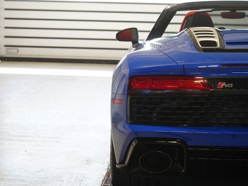 Used 2023 Audi R8 V10 performance image 14
