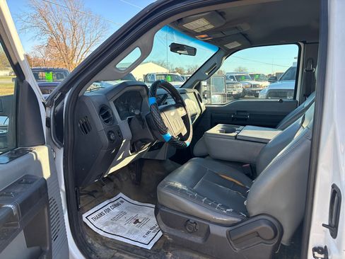 Used 2012 Ford F250 XL w/ PWR Equipment Group image 6
