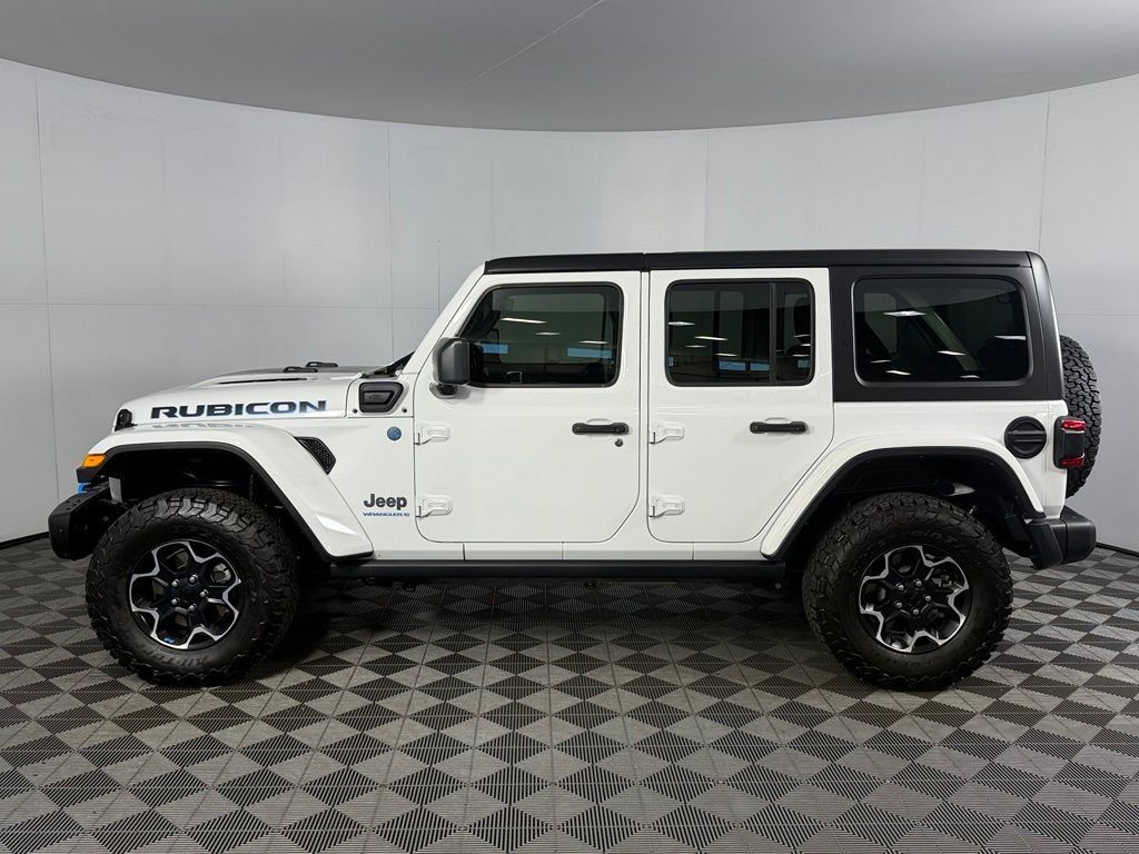 Used 2023 Jeep Wrangler Unlimited Rubicon 4xe w/ Steel Bumper Group AWD/4WD image 10