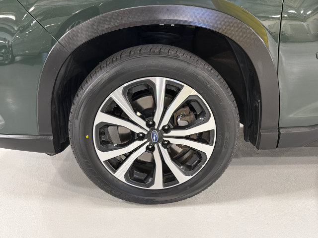 Certified 2023 Subaru Forester Limited AWD/4WD image 8