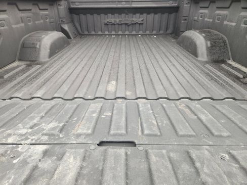 Used 2024 GMC Sierra 2500 AT4X image 32