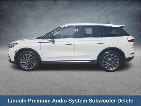 Used 2023 Lincoln Corsair Reserve w/ Equipment Group 201A FWD image 5