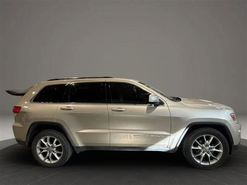 Used 2014 Jeep Grand Cherokee Laredo w/ Quick Order Package 23E image 6