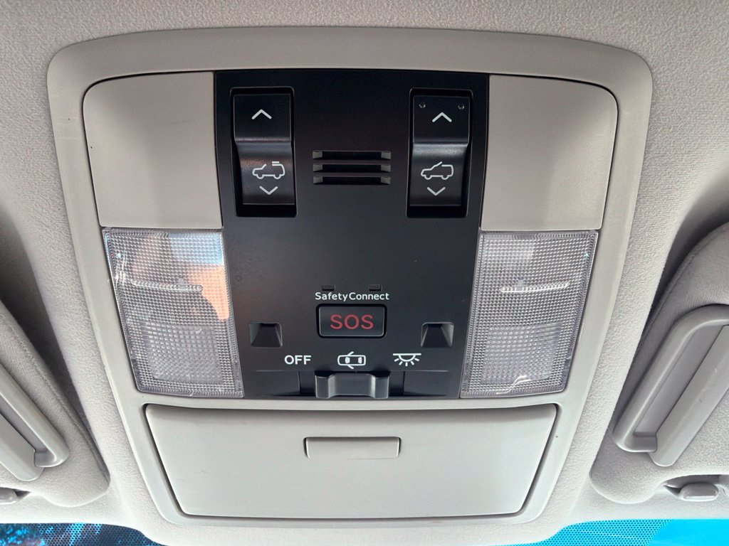 Used 2017 Lexus GX 460 Premium w/ Premium Package AWD/4WD image 22