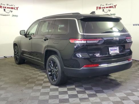Used 2022 Jeep Grand Cherokee L Limited image 4