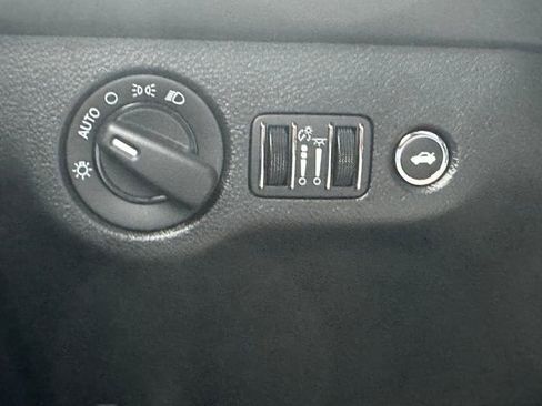 Used 2023 Dodge Challenger SRT Hellcat image 23