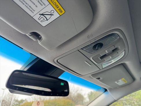 Used 2021 Kia Sportage EX w/ EX Technology Package image 25