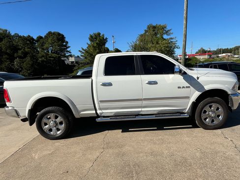 Used 2016 RAM 2500 Laramie image 5