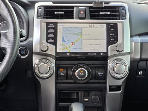 Used 2020 Toyota 4Runner SR5 Premium w/ Moonroof Package RWD image 7