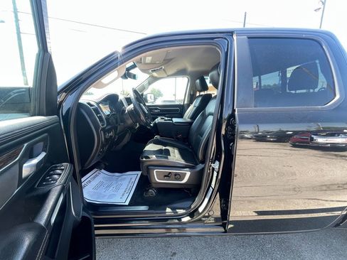 Used 2019 RAM 1500 Laramie RWD image 10