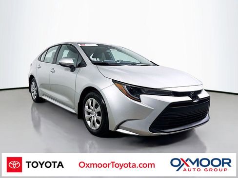 Certified 2025 Toyota Corolla LE image 1