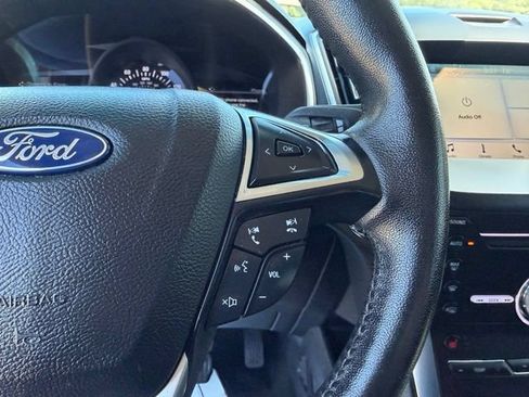 Used 2019 Ford Edge Titanium FWD image 31