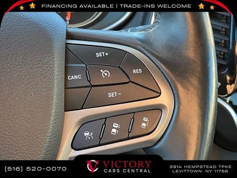 Used 2019 Jeep Cherokee Limited w/ Luxury Group image 25