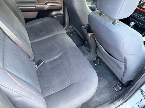 Used 2019 Toyota Tacoma TRD Off-Road image 21