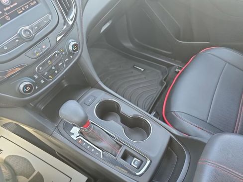 Used 2024 Chevrolet Equinox RS image 24